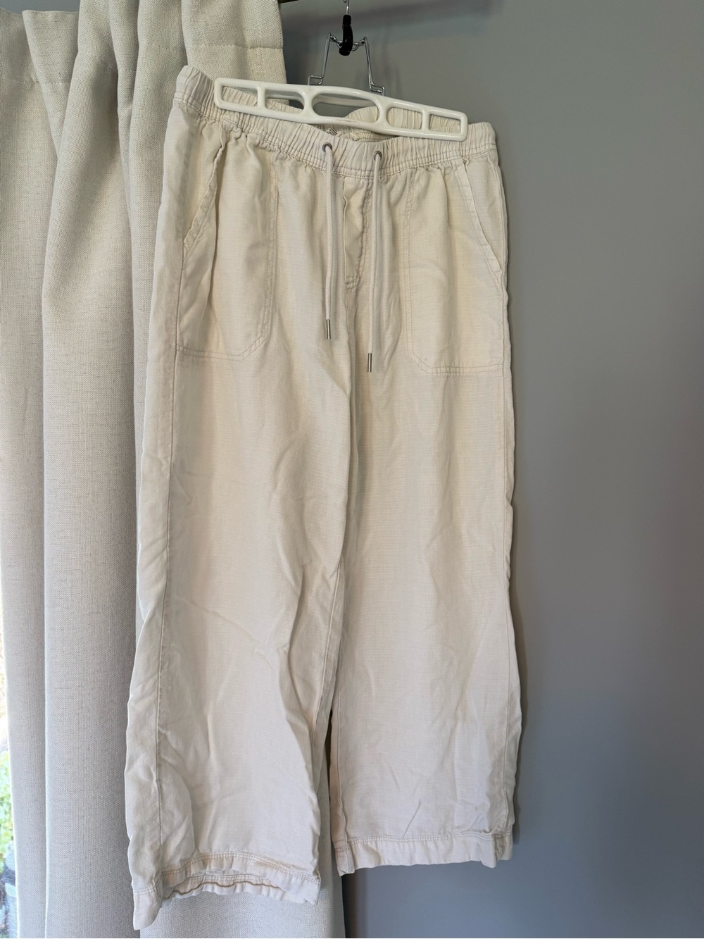 Splendid Cream Wide-Leg Drawstring Pants